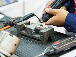 羅湖五金沖壓件加工廠，如何消除沖壓件的毛刺？
